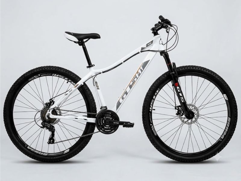 Bicicleta GTS M1 Ride Feminina Aro 29 24V é boa para mulheres que procuram quadro rebaixado, suspensão dianteira e 24 marchas.